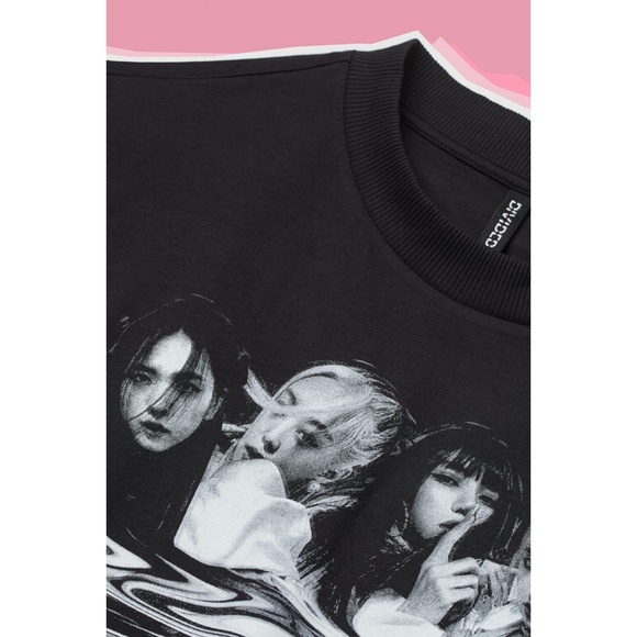 SOLD OUT nwot blackpink oversize cotton t-shirt XS womens kpop merch h&m NEW - Picture 2 of 2